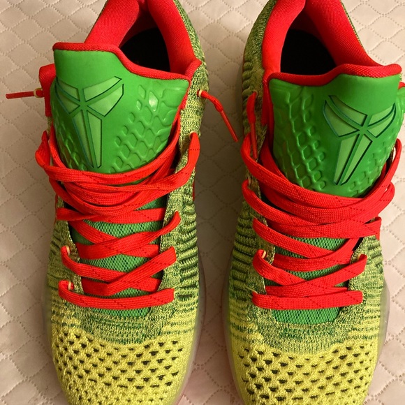 Nike Kobe 10 Elite iD “Coal Hearted” - Picture 2 of 5